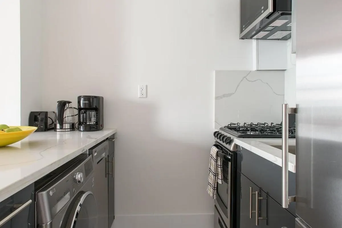 1597-Phs New 1Br-2Bath Ph Duplex Outdoor Deck Apartment New York 0*,